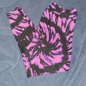 Tc2 tie dye lularoe leggings